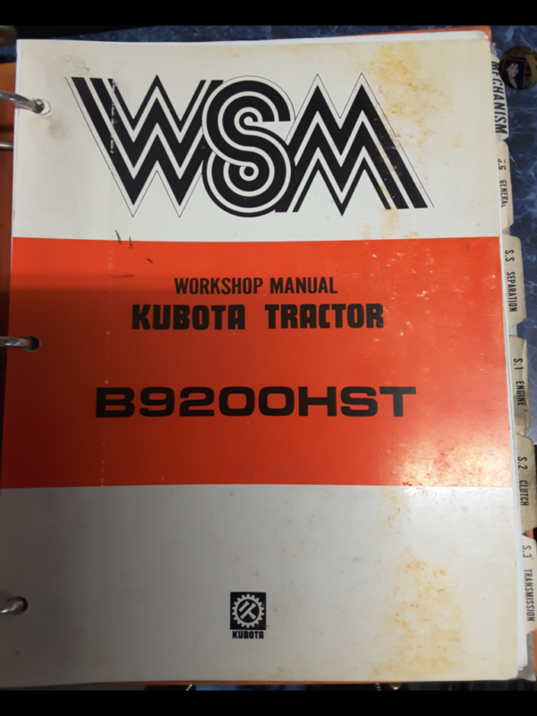 Kubota B9200HST Tractor Manual