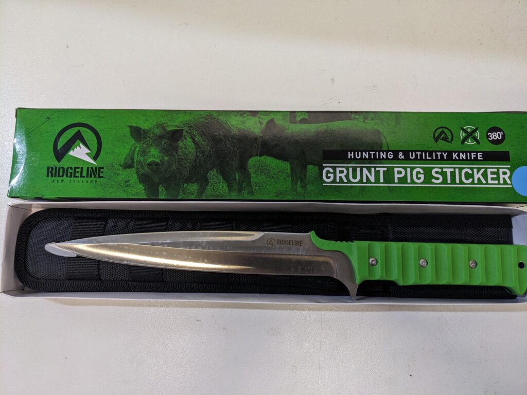 KNIFE RIDGELINE PIG STICKER ”TUSK” SINGLE EDGE RIDGE IN BLACK NYLON